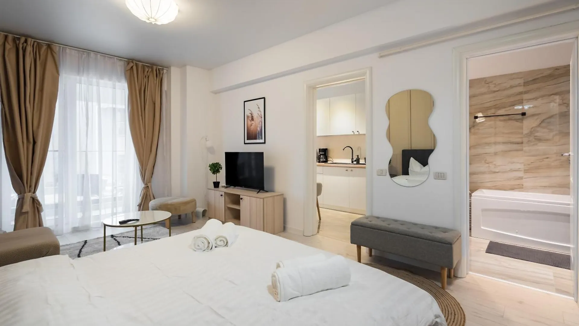 Central Residence Studio P15 Bucharest 0*,