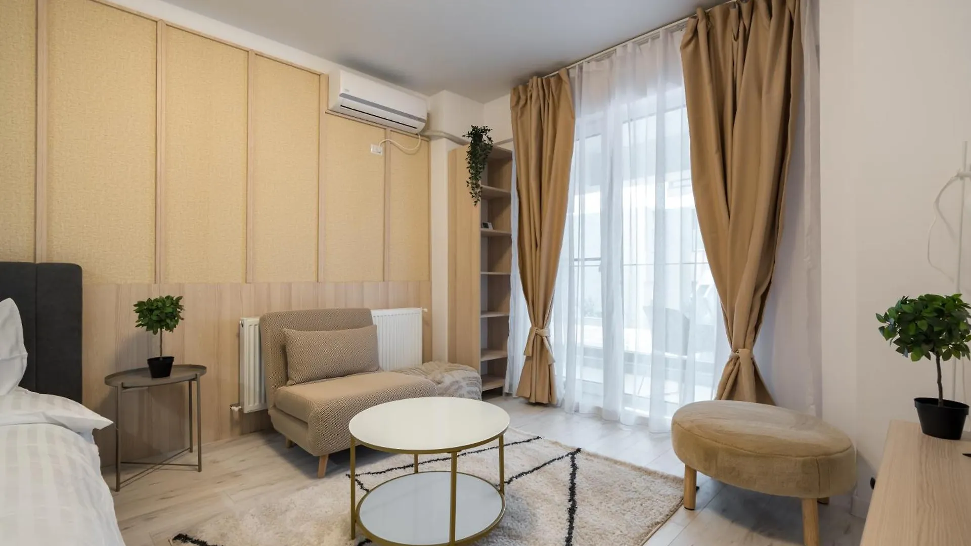 Central Residence Studio P15 Bucharest 0*,